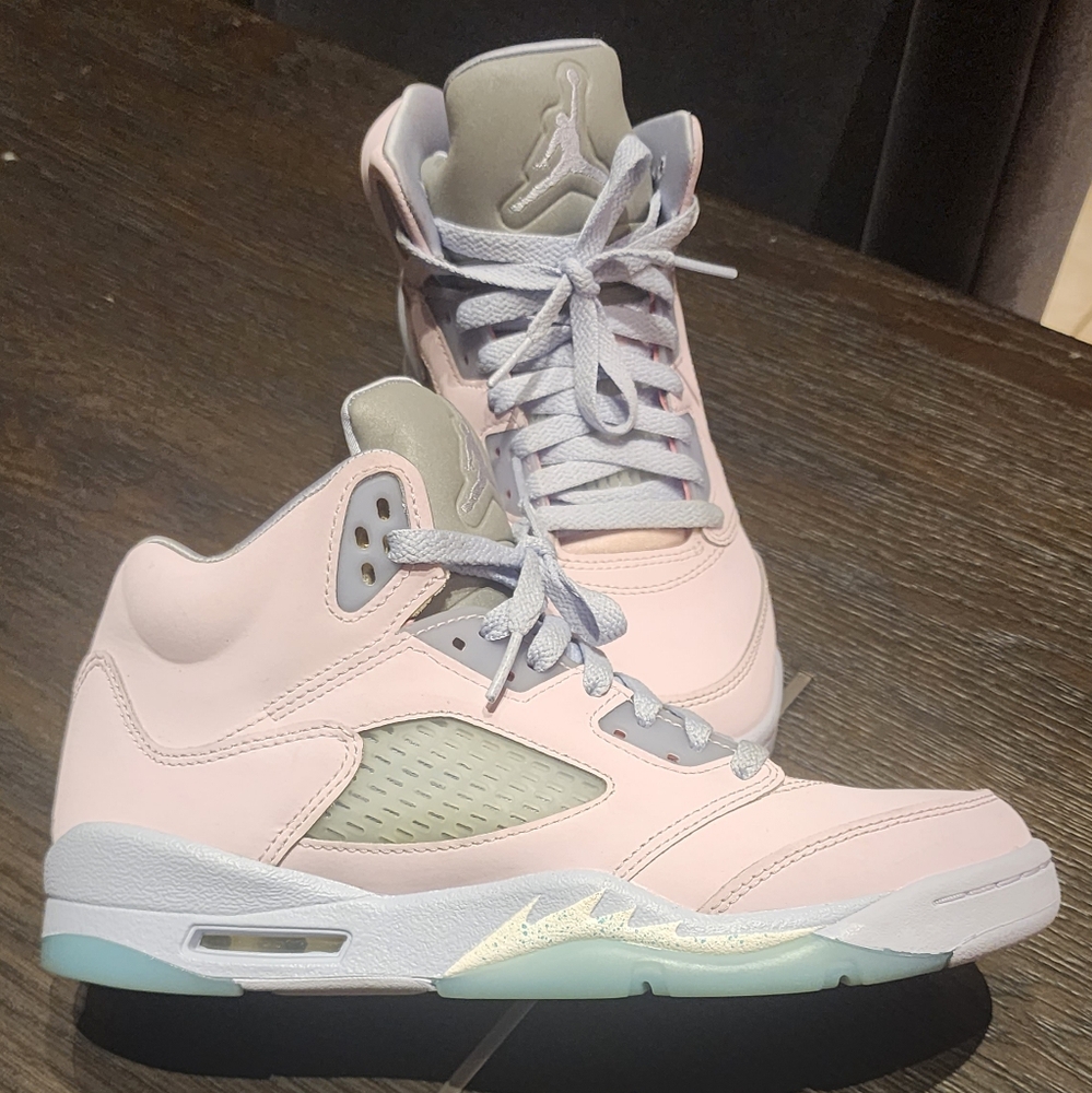 Jordan Retro 5 Se Easter